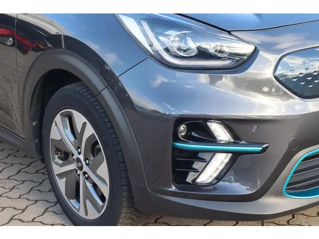 Kia e-Niro DynamicLine 64 kWh 2019 Elektrisch 15