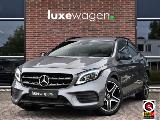 Mercedes-Benz GLA 180 AMG Night 2019 Benzine