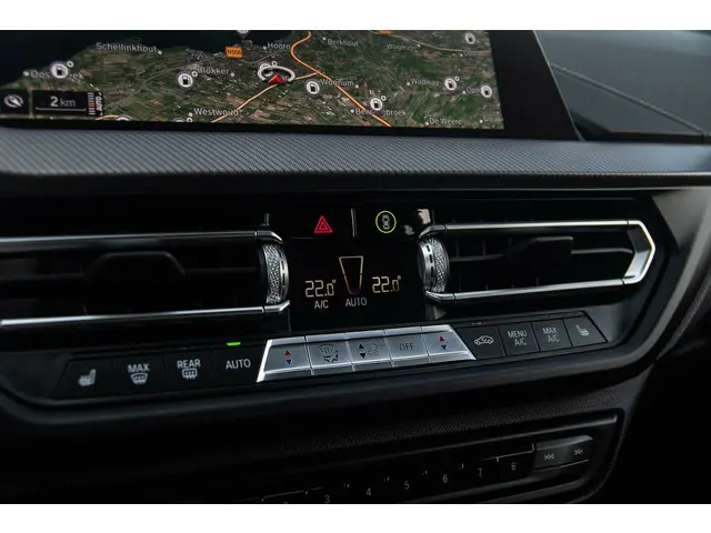 BMW 1 Serie 118i M-Sport | Pano | Leer 2021 Benzine 20