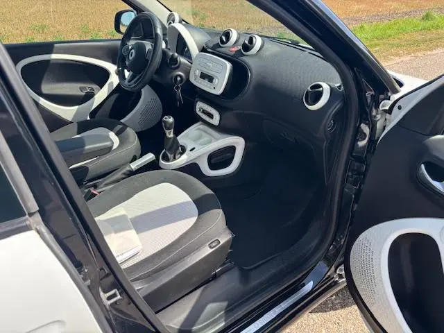 Smart Forfour 1.0 Brabus Edition 2015 Benzine 10