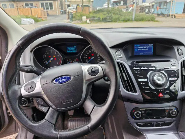 Ford Focus Wagon 1.0 EcoBoost Titanium 2014 Benzine 10