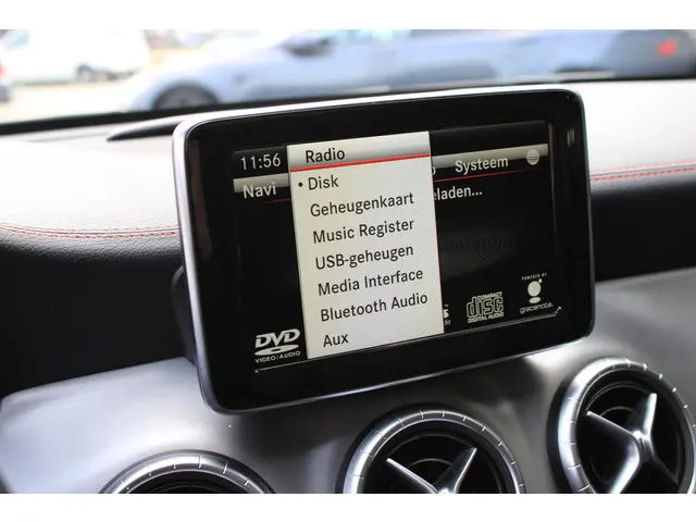 Mercedes-Benz CLA 200 AMG 2014 Benzine 25