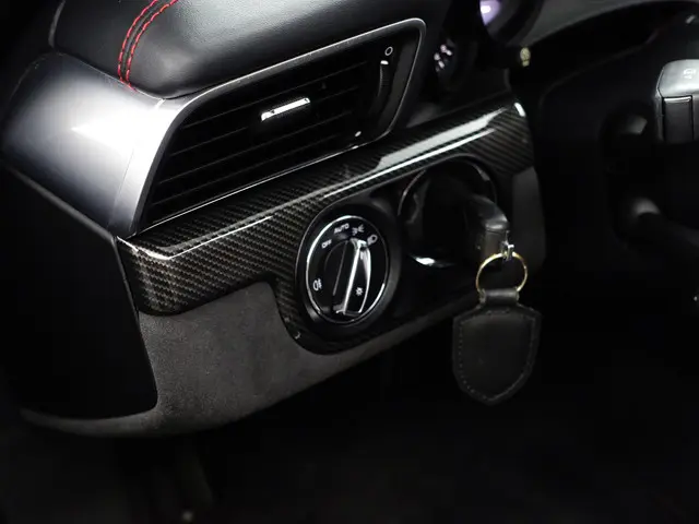 Porsche 911 Cabrio 3.0 Carrera 4 GTS 2017 Benzine 23