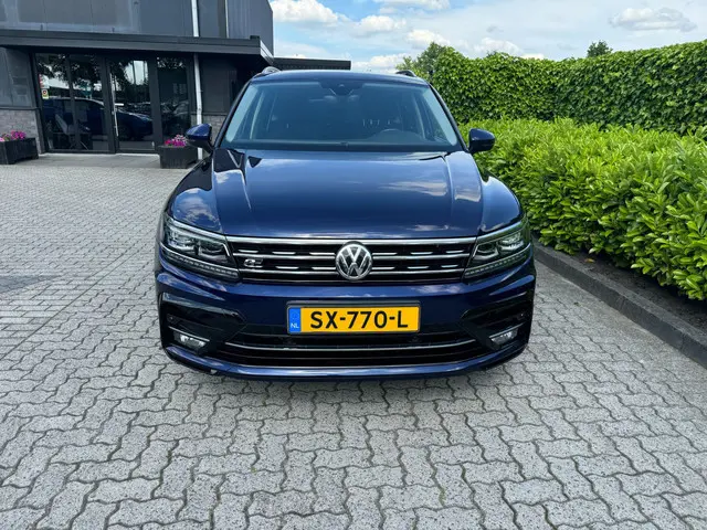 Volkswagen Tiguan 1.4 TSI 4Motion R line 2018 Benzine 13