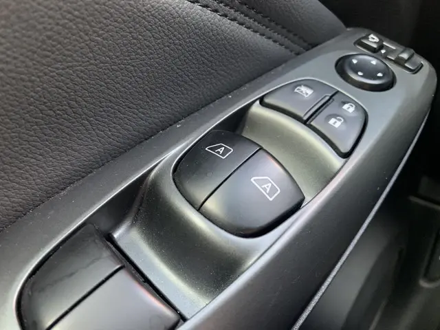 Nissan Juke 1.0 DIG-T N-Connecta 2025 Benzine 17