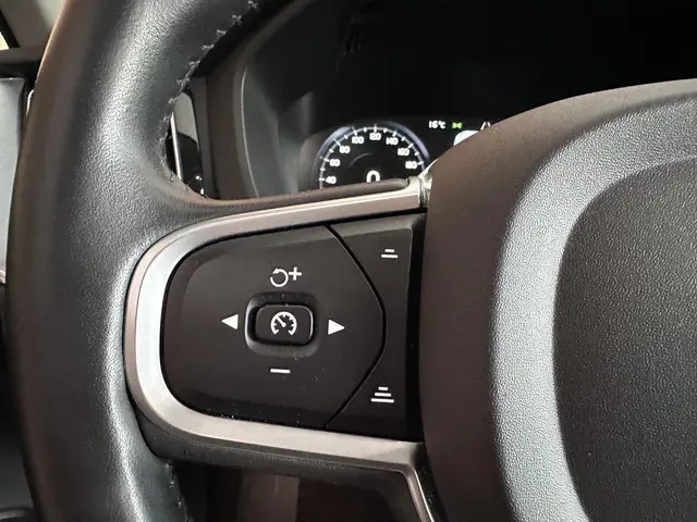 Volvo XC60 2.0 T5 Momentum 2019 Benzine 21