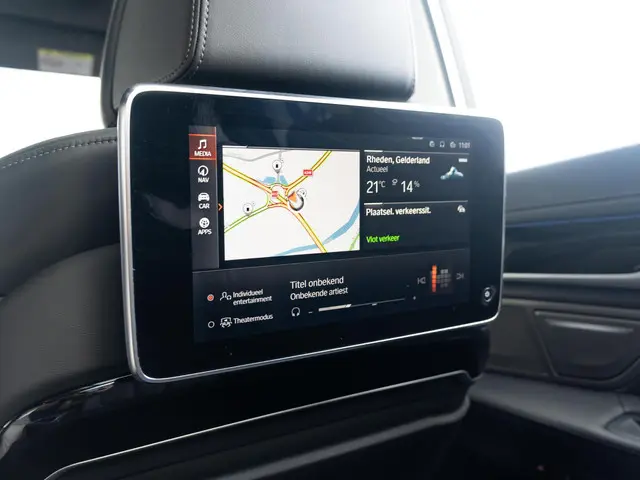 BMW 7 Serie 750Li xDrive 2022 Benzine 44