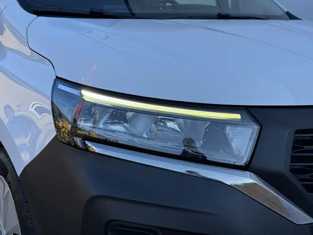 Nissan Townstar 1.3 TCe 130PK 2022 Benzine 27