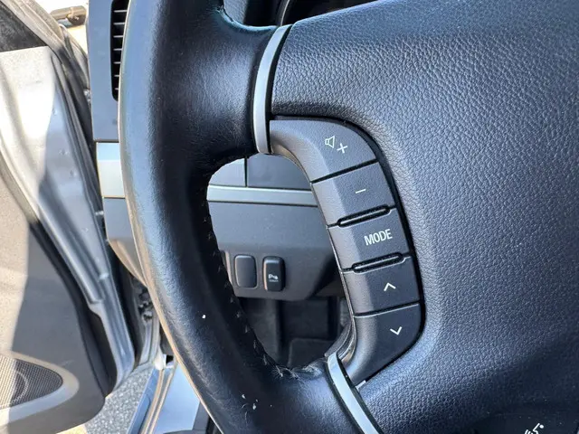 Mitsubishi Pajero 3.5 DI- Instyle 2016 Benzine 20