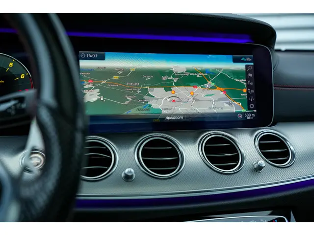 Mercedes-Benz E-Klasse AMG 43 4Matic 2018 Benzine 17
