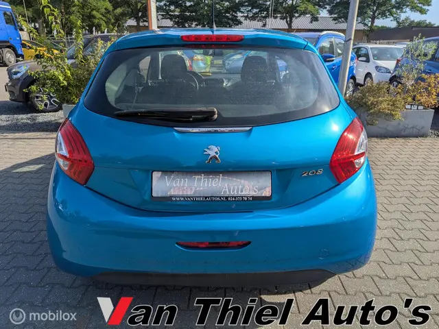 Peugeot 208 1.0 VTi Access 2013 Benzine 11