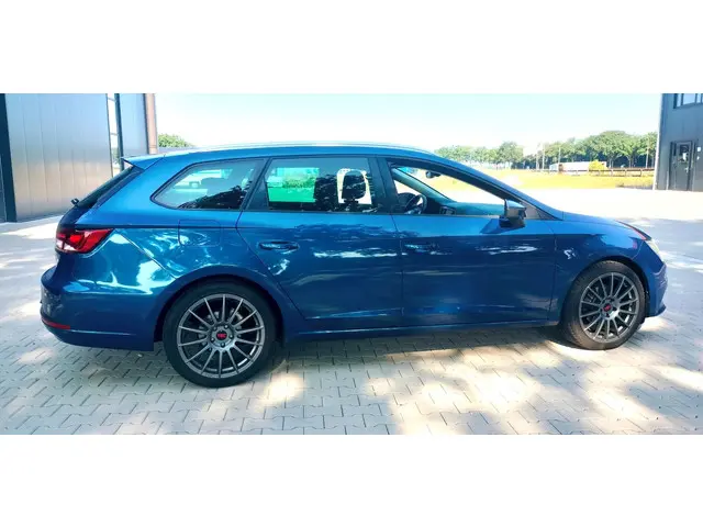 SEAT Leon ST FR Camera PDC Navi 18” 3mnd gar 2016 Benzine 9