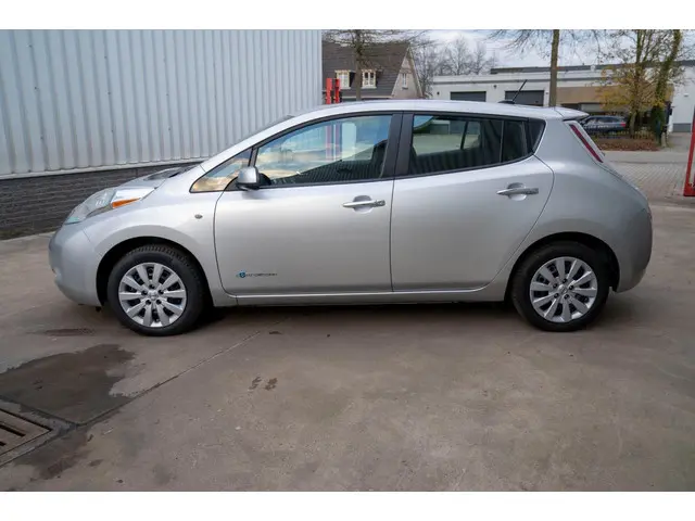 Nissan Leaf Visia 24 kWh 2015 Elektrisch 5