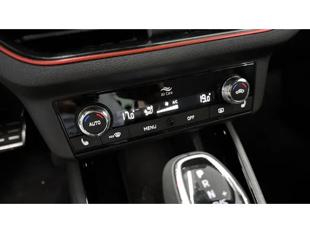 Škoda Scala 1.0 TSI Sport Business 2023 Benzine 18