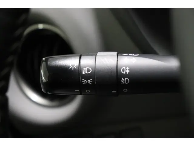 Toyota Yaris 1.5 Hybrid Trend, 2016 Hybride Benzine 22