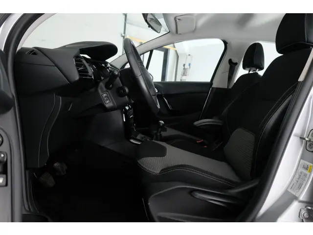Citroën C3 1.2 VTi Collection 2014 Benzine 4