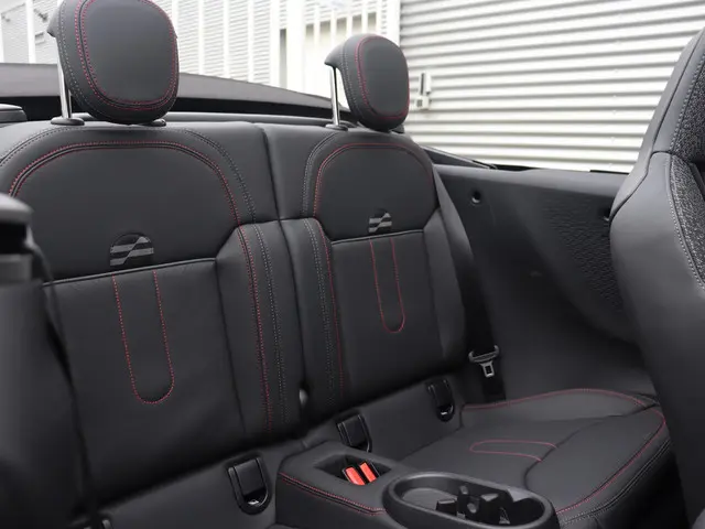 MINI Cooper Cabrio C 2025 Benzine 15