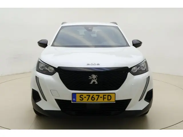 Peugeot 2008 1.2T Style 2023 Benzine 6