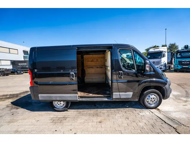 Peugeot Boxer 2.0 HDI 2017 Diesel 10