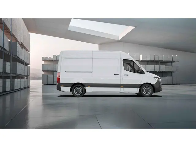 Mercedes-Benz Sprinter 315 CDI L2 RWD Pro 2025 Diesel 5