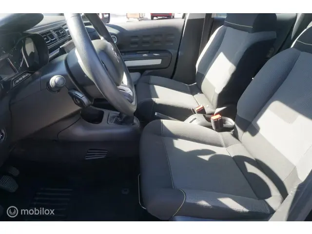 Citroën C3 1.2 PureTech Feel 105g ( ERG NETJES ) 2016 Benzine 9