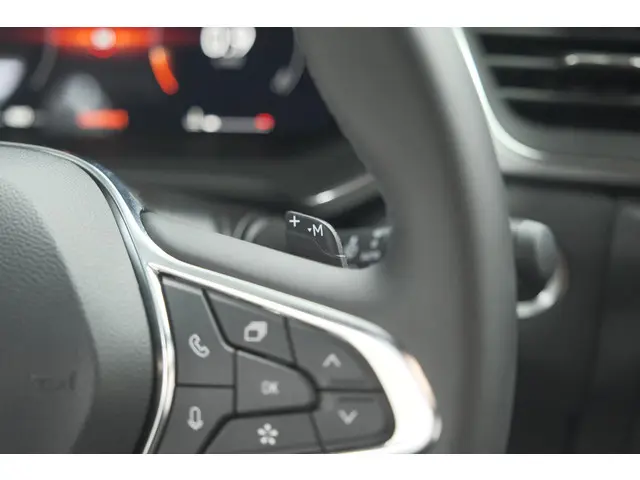 Renault Captur Mild Hybrid 160 EDC Techno 2024 Benzine 36