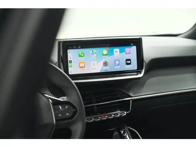 Peugeot 2008 PureTech 130 EAT8 Allure 2024 Benzine 57