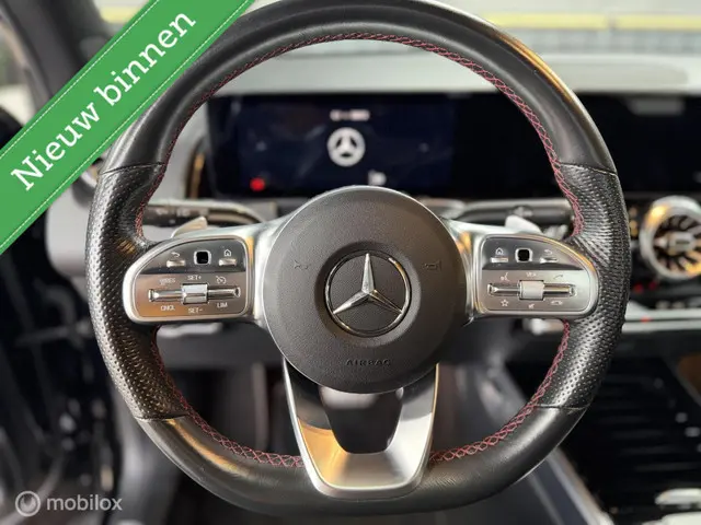 Mercedes-Benz GLB 200 AMG Line 2022 Benzine 27