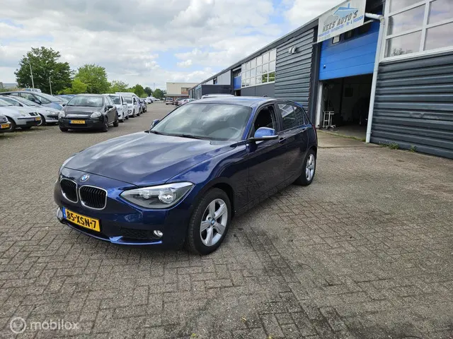 BMW 1 Serie 116i Business 2012 Benzine 3