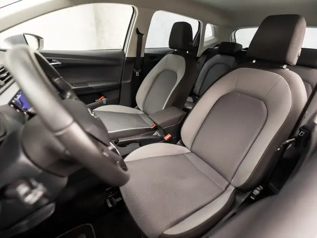 SEAT Ibiza 1.0 TSI Sport 2021 Benzine 14