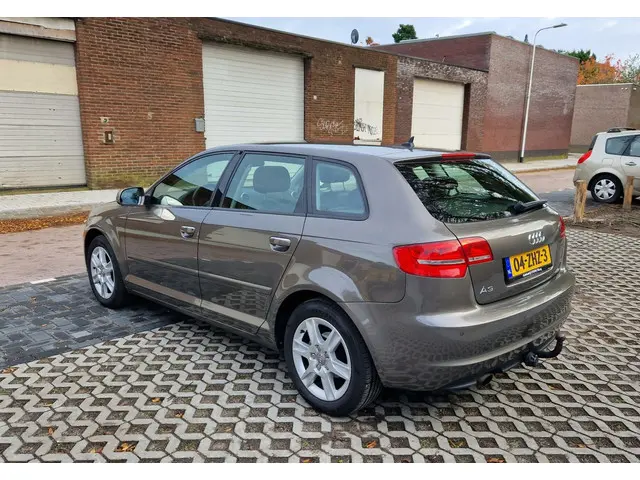 Audi A3 Sportback 1.2 TFSI Attraction Advance 2012 Benzine 5