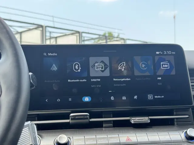 Hyundai Kona 1.6 GDI HEV Premium 2024 Hybride Benzine 18