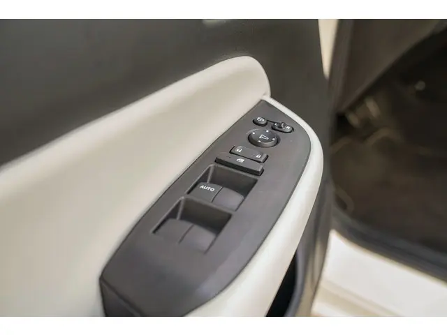 Honda Jazz 1.5i e:HEV ELEGANCE 2021 Hybride Benzine 36