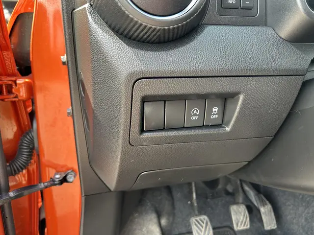 Suzuki Ignis 1.2 Smart Hybrid Comfort 2023 Benzine 13