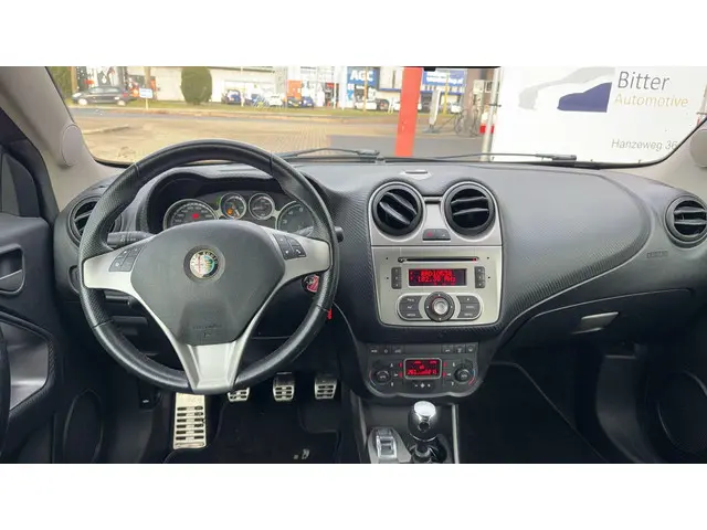 Alfa Romeo MiTo 0.9 TwinAir Distinctive 2013 Benzine 8