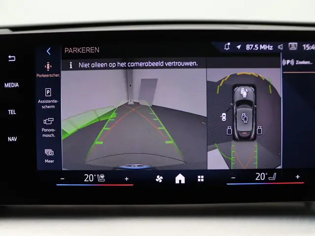 BMW iX2 eDrive20 2025 Elektrisch 16