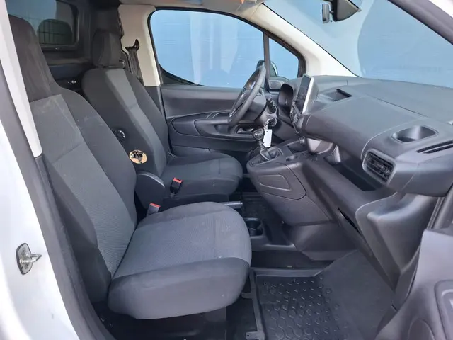 Opel Combo 1.5D L1H1 Edition 2022 Diesel 36