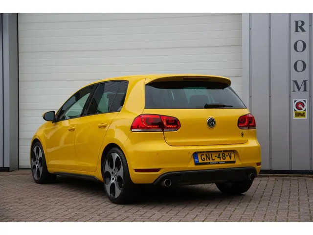 Volkswagen Golf 2.0 GTI UNIEK Nette Auto 2012 Benzine 17