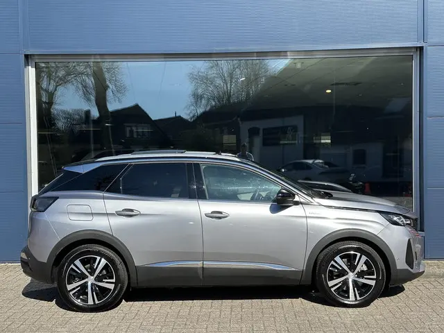 Peugeot 3008 1.6 HYbrid 225 PK GT 2023 Hybride Benzine 5