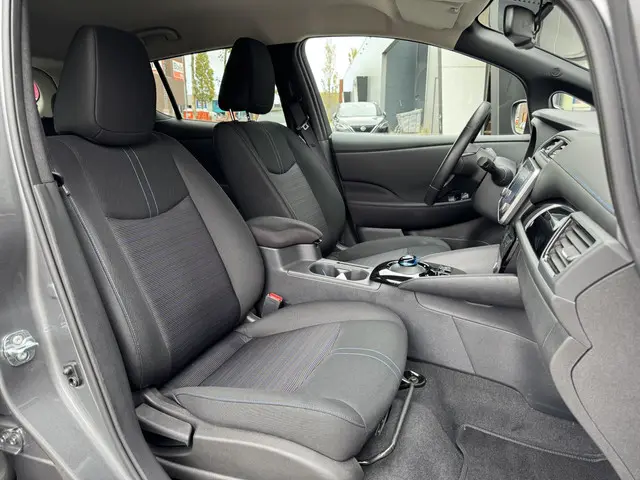 Nissan Leaf N-Connecta 40 kWh 2022 Elektrisch 11
