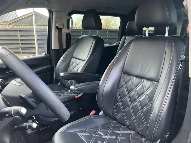 Mercedes-Benz Vito 116 CDI Extra Lang DC 2019 Diesel 22