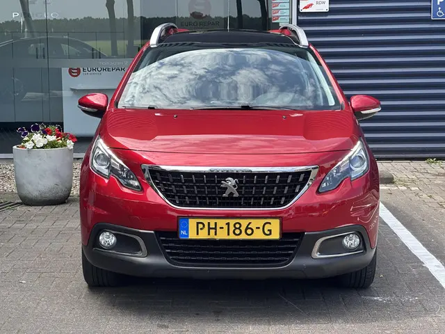Peugeot 2008 1.2 110pk Blue Lion 2017 Benzine 5