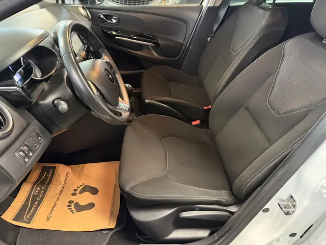 Renault Clio Estate 0.9 TCe Night&Day 2015 Benzine 8