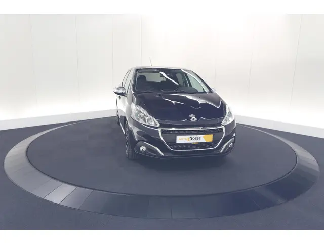 Peugeot 208 PureTech 110 Tech Edition 2018 Benzine 83