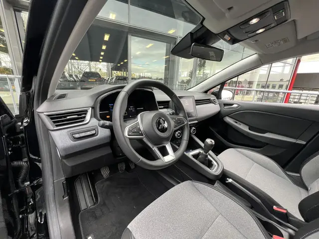 Mitsubishi Colt 1.0T MT Intense 2024 Benzine 22