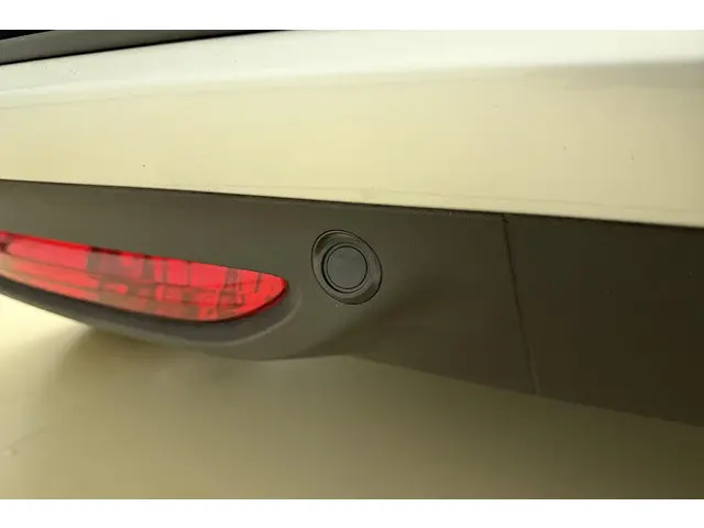 Opel Mokka-e Elegance 50-kWh 11kw bl. 2022 Elektrisch 3