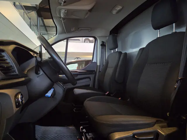 Ford Transit Custom 300 2.0 TDCI L1H1 Trend 2019 Diesel 12