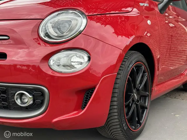 Fiat 500 1.0 Hybrid RED 2021 Benzine 21
