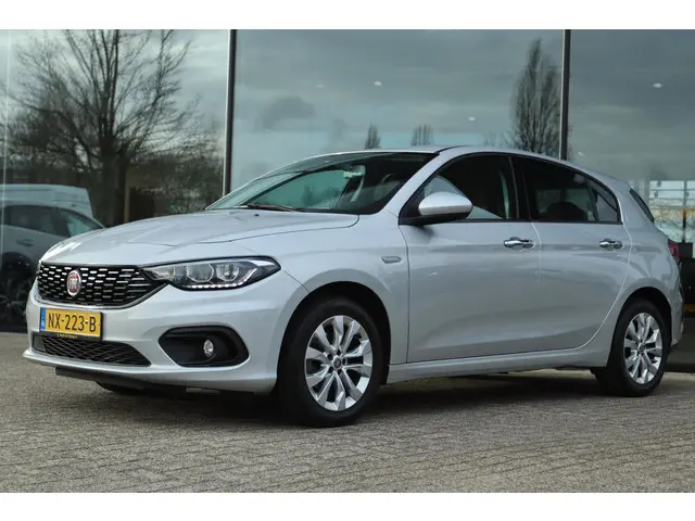 Fiat Tipo 1.4 T-JET 16V BUSINESS 2017 Benzine