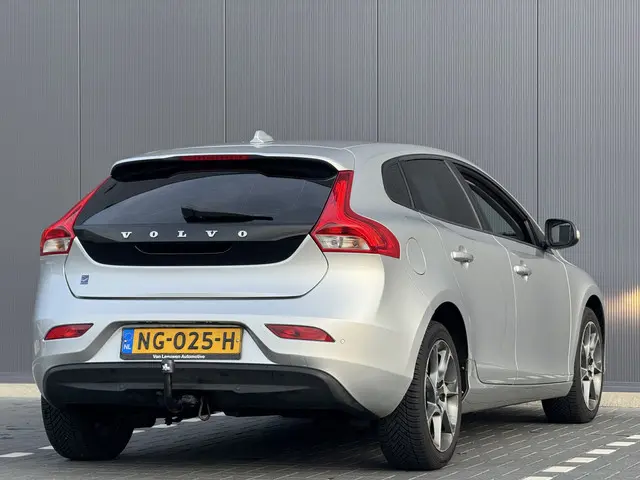 Volvo V40 2.0 D2 Nordic+ 2016 Diesel 16